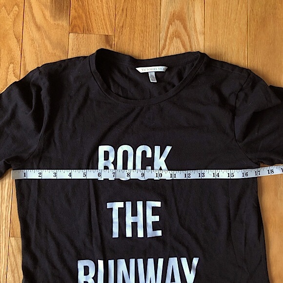 VS Fashion Show (2016) Tee - Picture 7 of 10